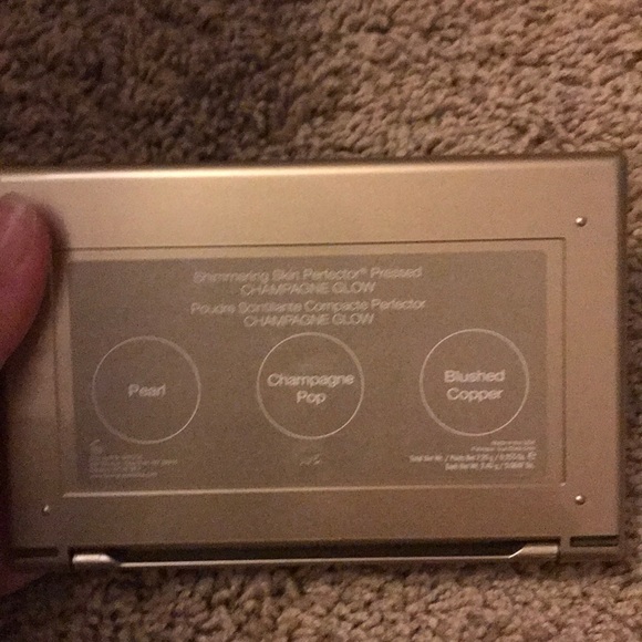 Highlighter pallet - Picture 3 of 3